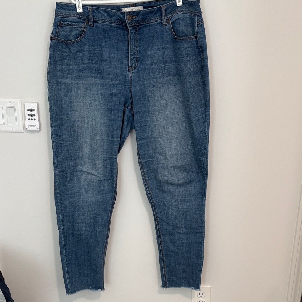 Cato Women's Dark Blue Ankle Jeans